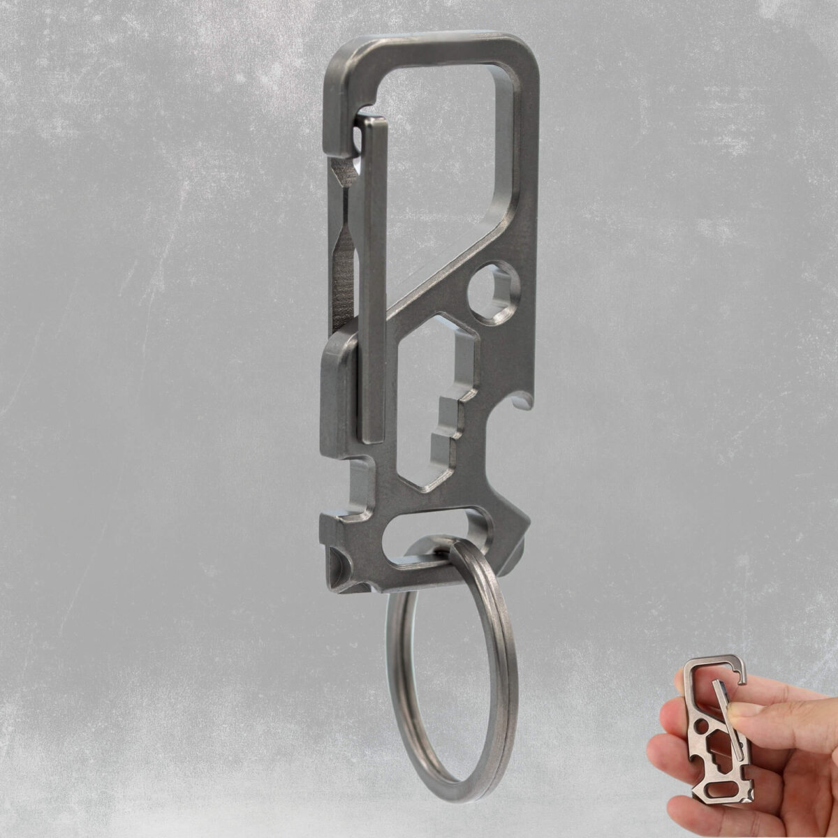 Heimatkraft - Titankarabiner Multitool | Schlüsselanhänger mit Schraubenzieher, Flaschenöffner, Mutterdreher | EDC Karabiner aus Titan | Schlüsselring